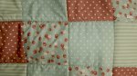 Patchwork falvédő menta-mályva színben